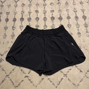 Lululemon tracker short